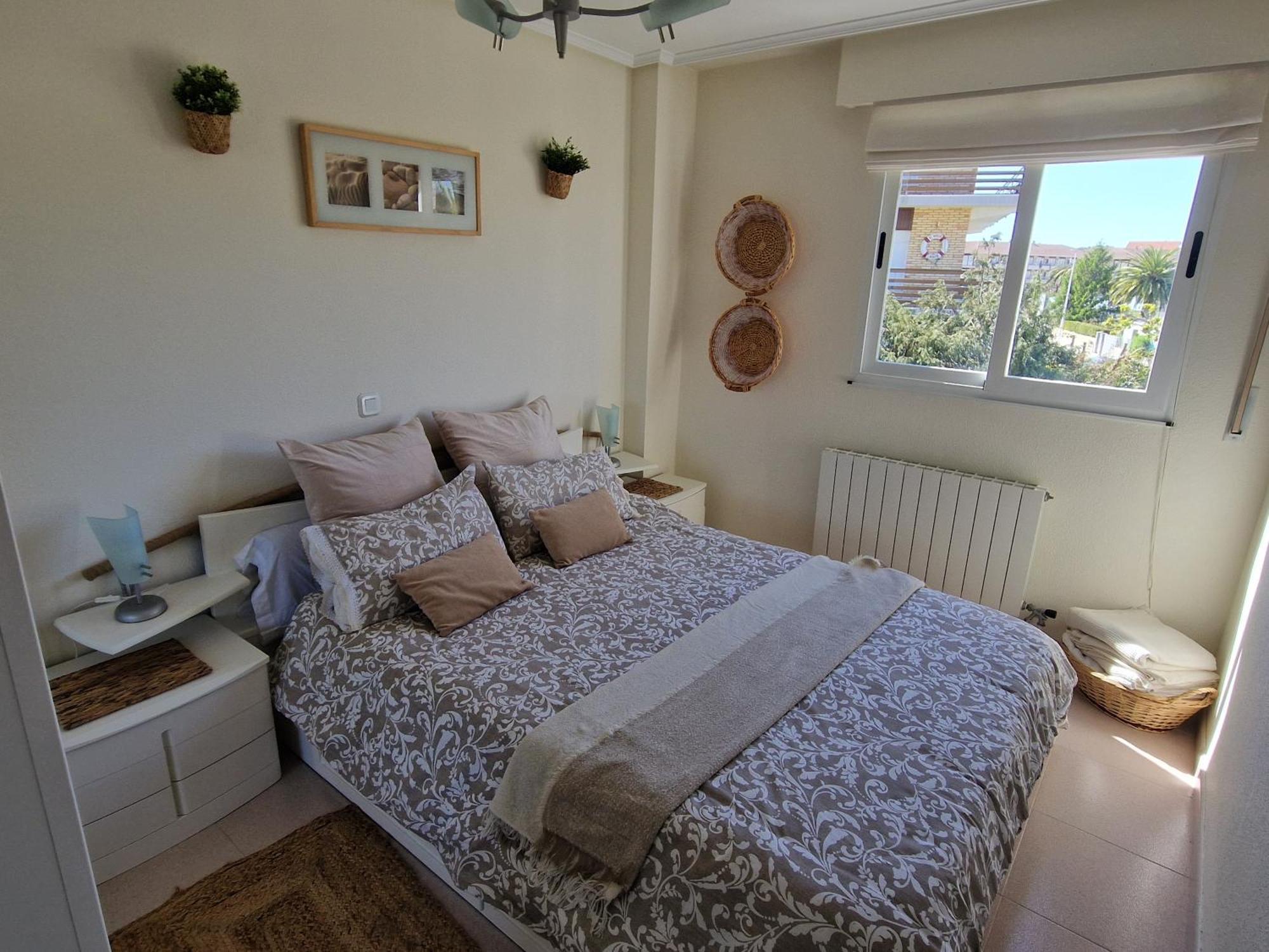 Luminoso Apartamento Playa Ris Con Garaje Ноха Екстериор снимка